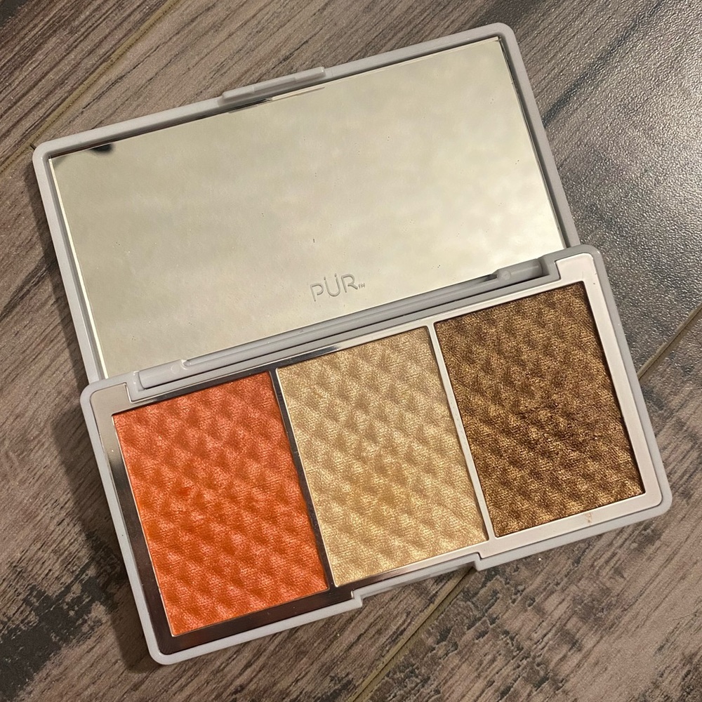 PUR Bronze And Brighten Dreamer Cheek Palette